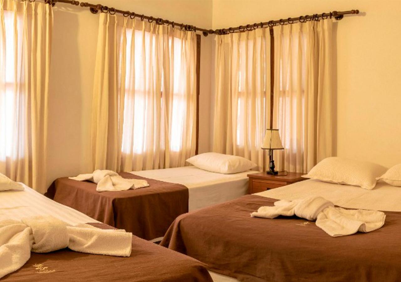 Hotel Mami Vilma Roboré Esterno foto